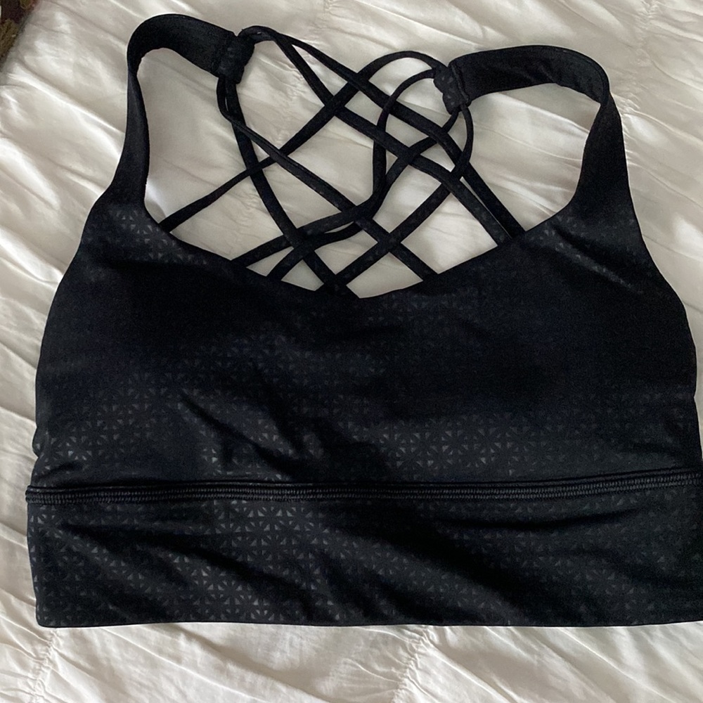 lululemon sports bra